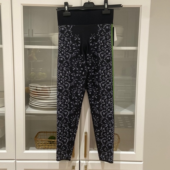 ultracor Pants - Ultracor size Small leggings. New with tags.